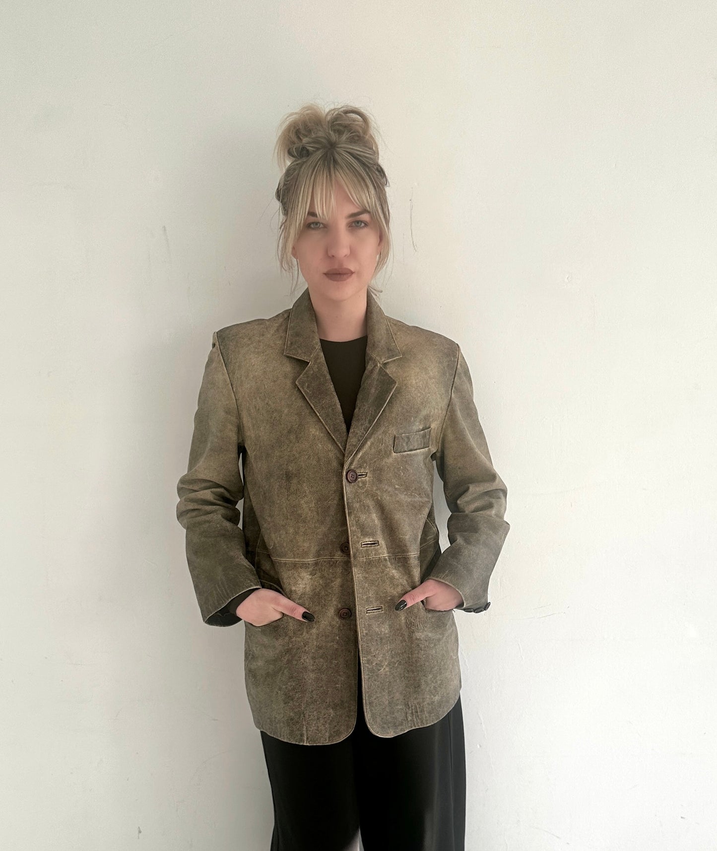 Leather blazer vintage look