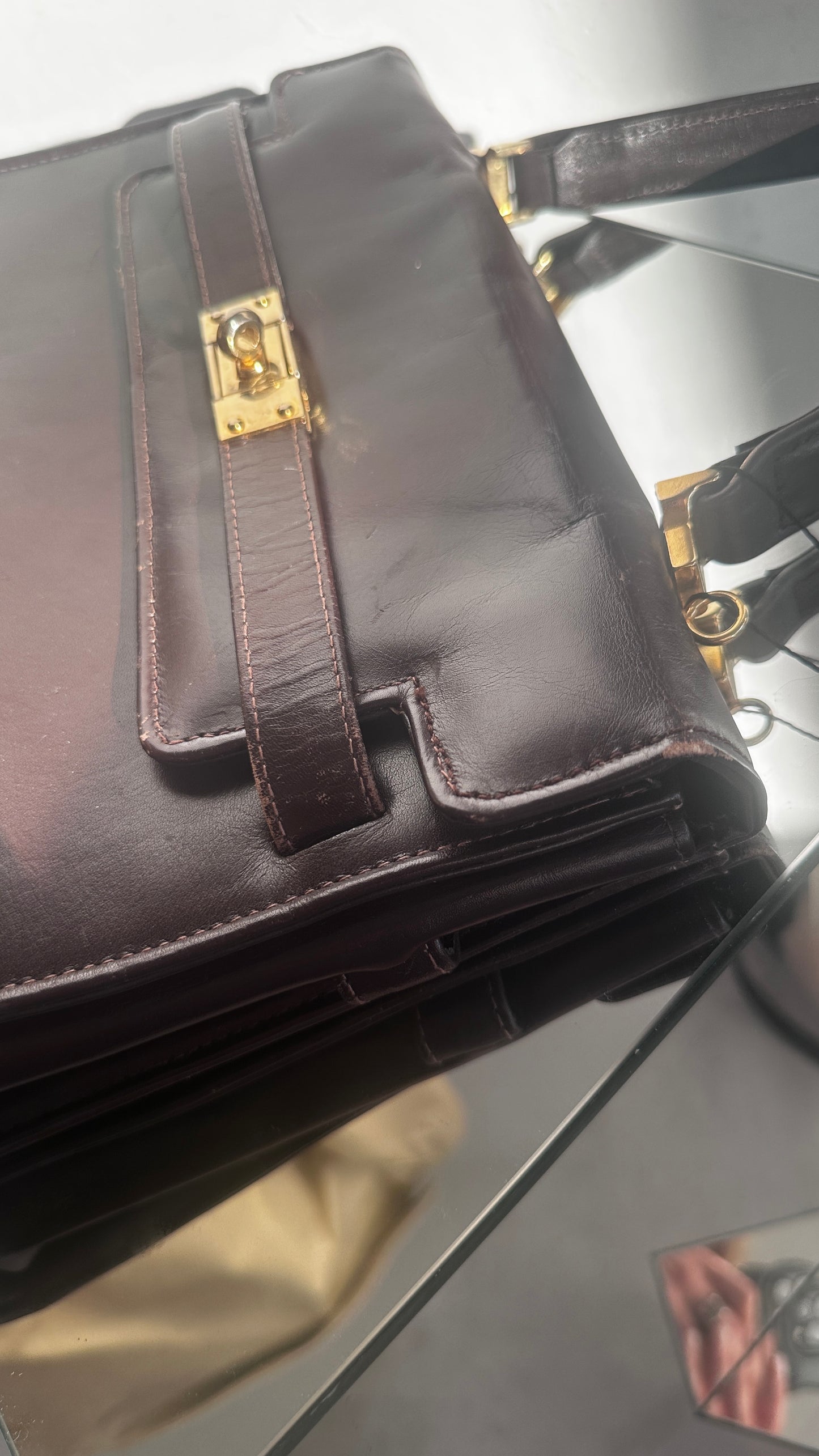 Vintage brown hand bag