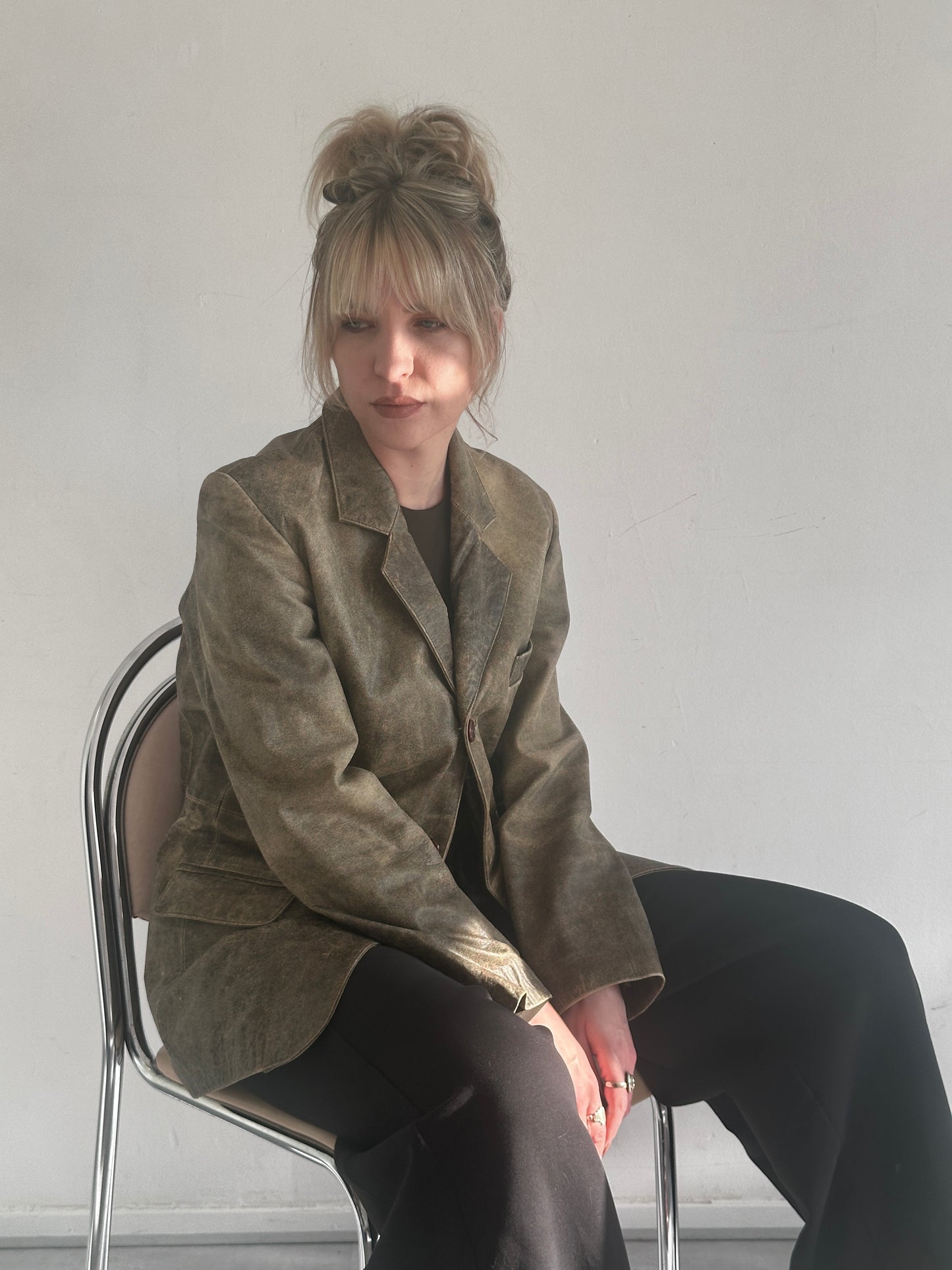 Leather blazer vintage look