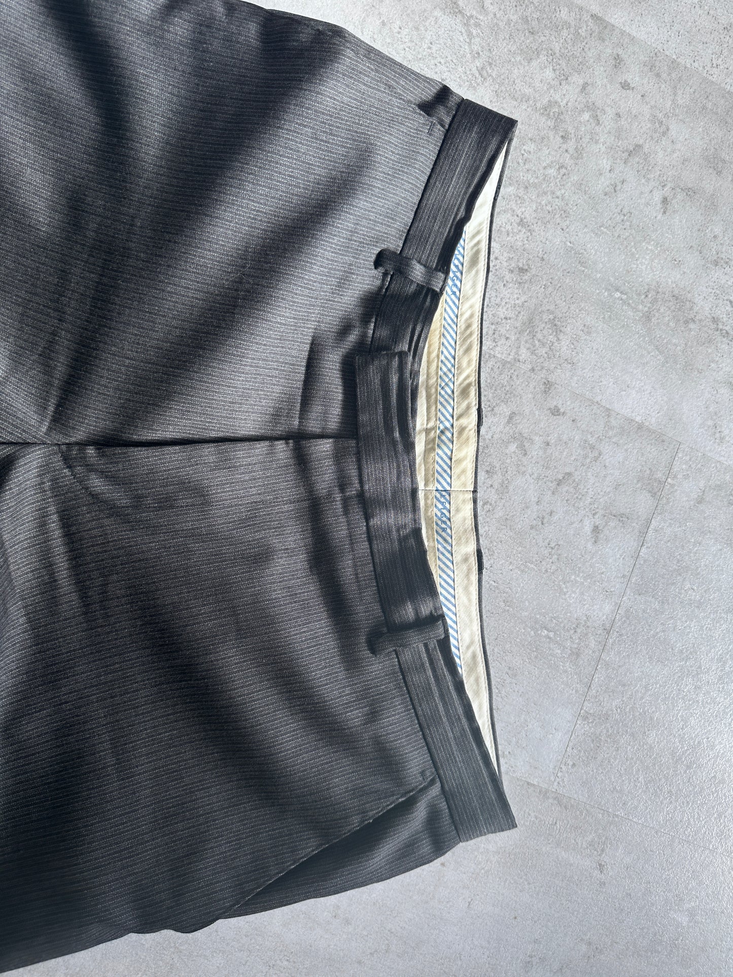 Tommy Hilfiger suit