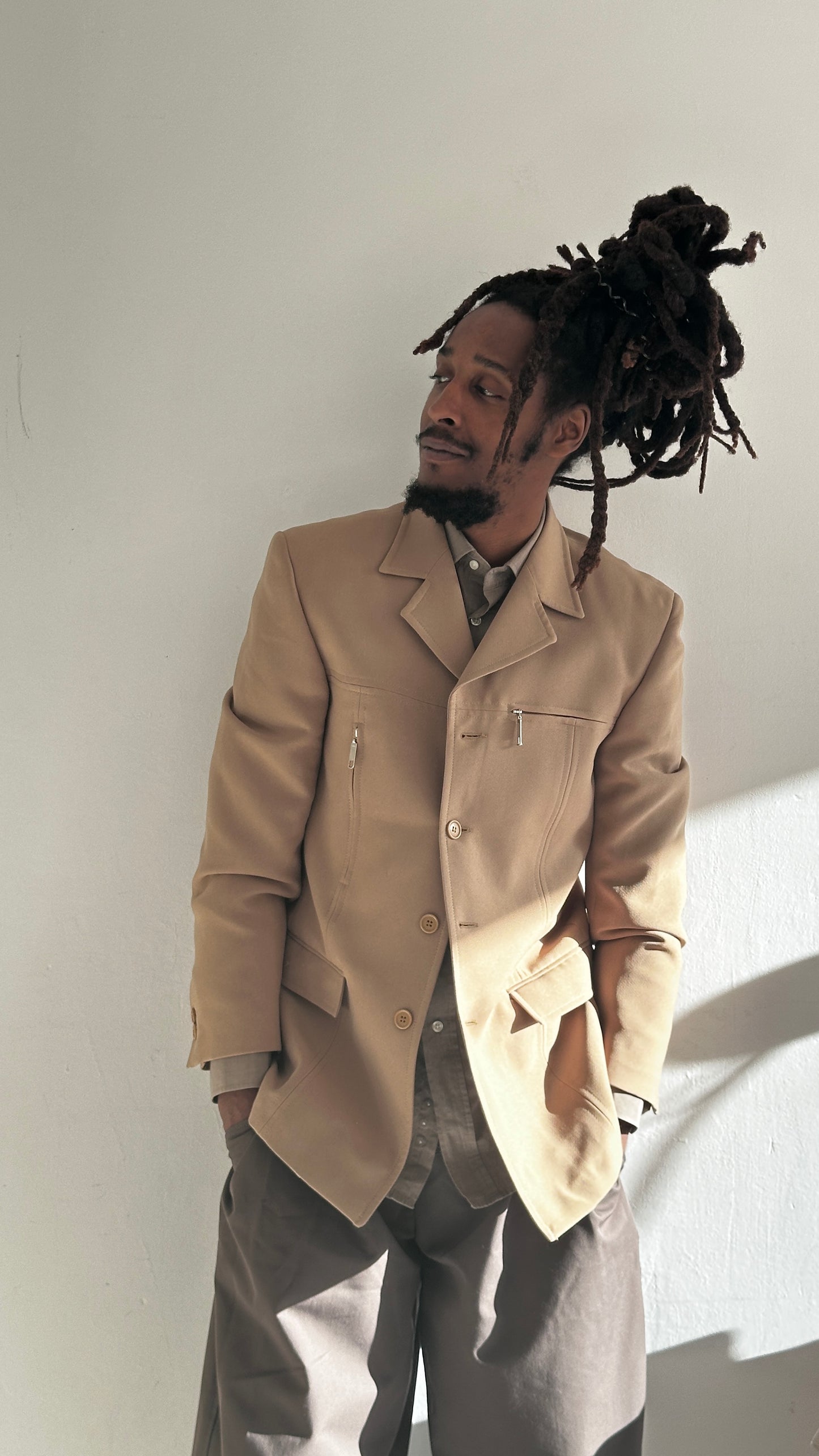 Vintage beige blazer
