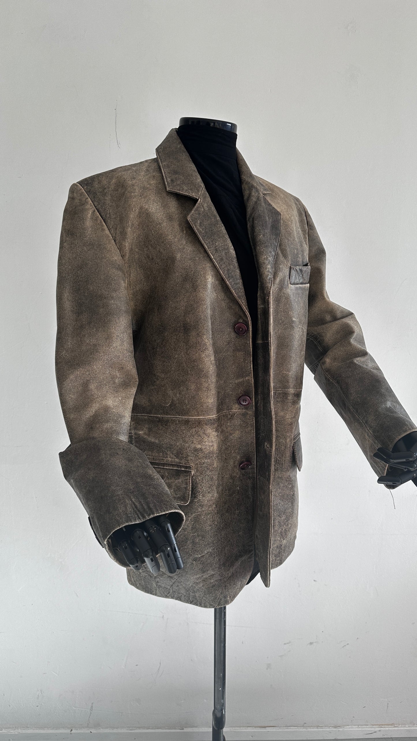 Leather blazer vintage look