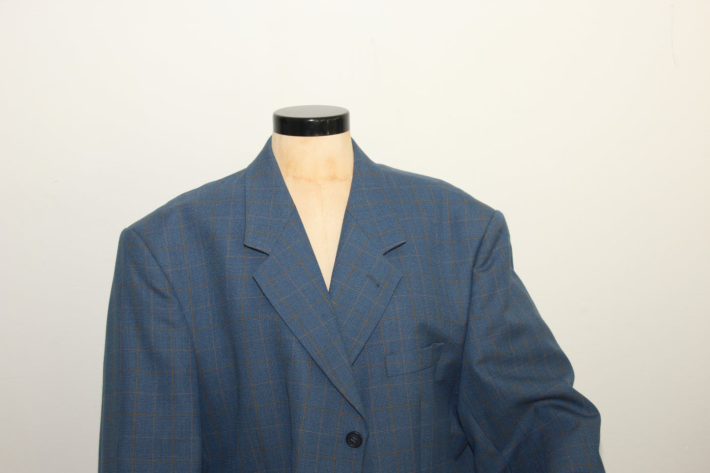 Oversized blue blazer