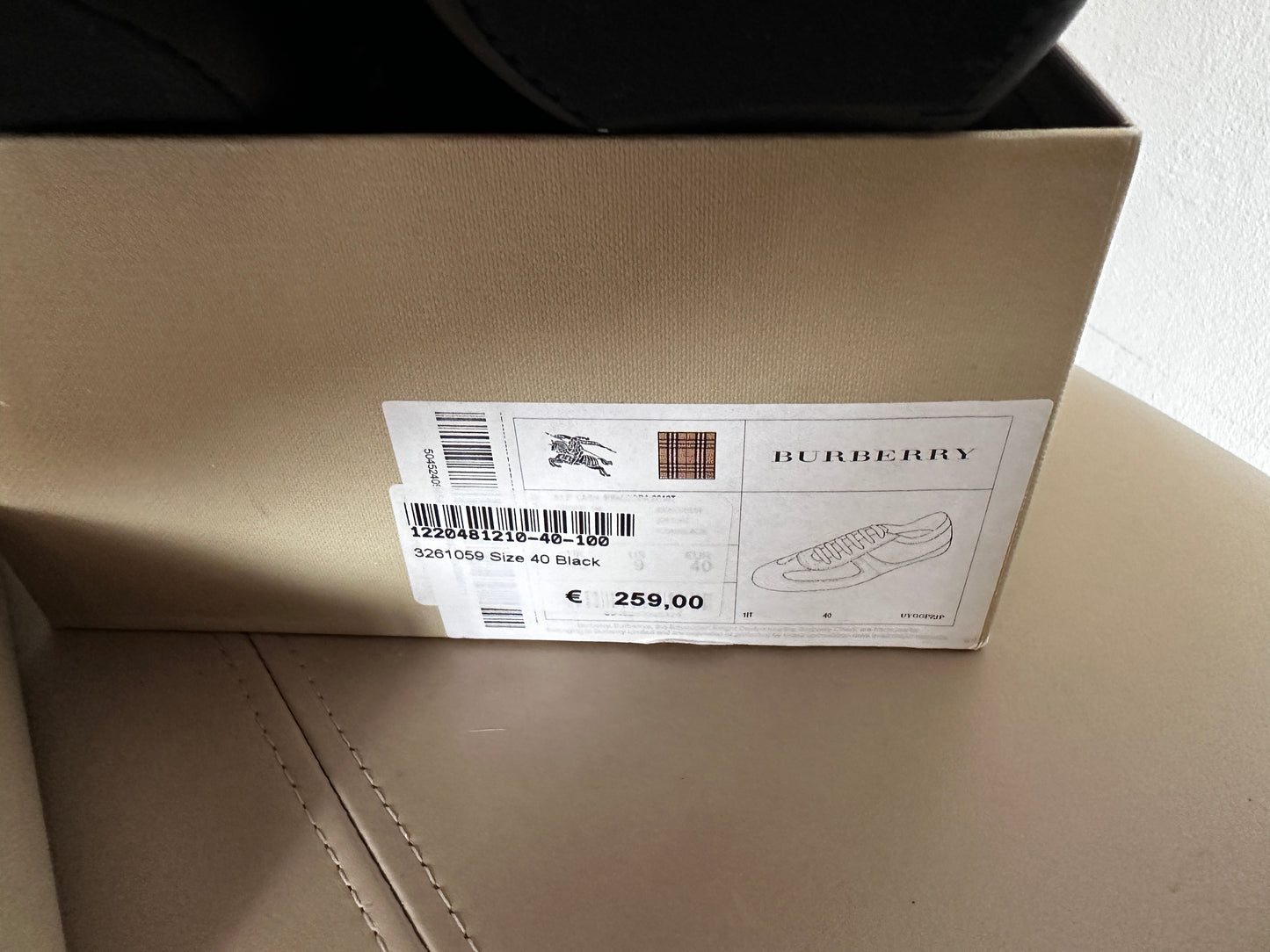 Burberry sneakers