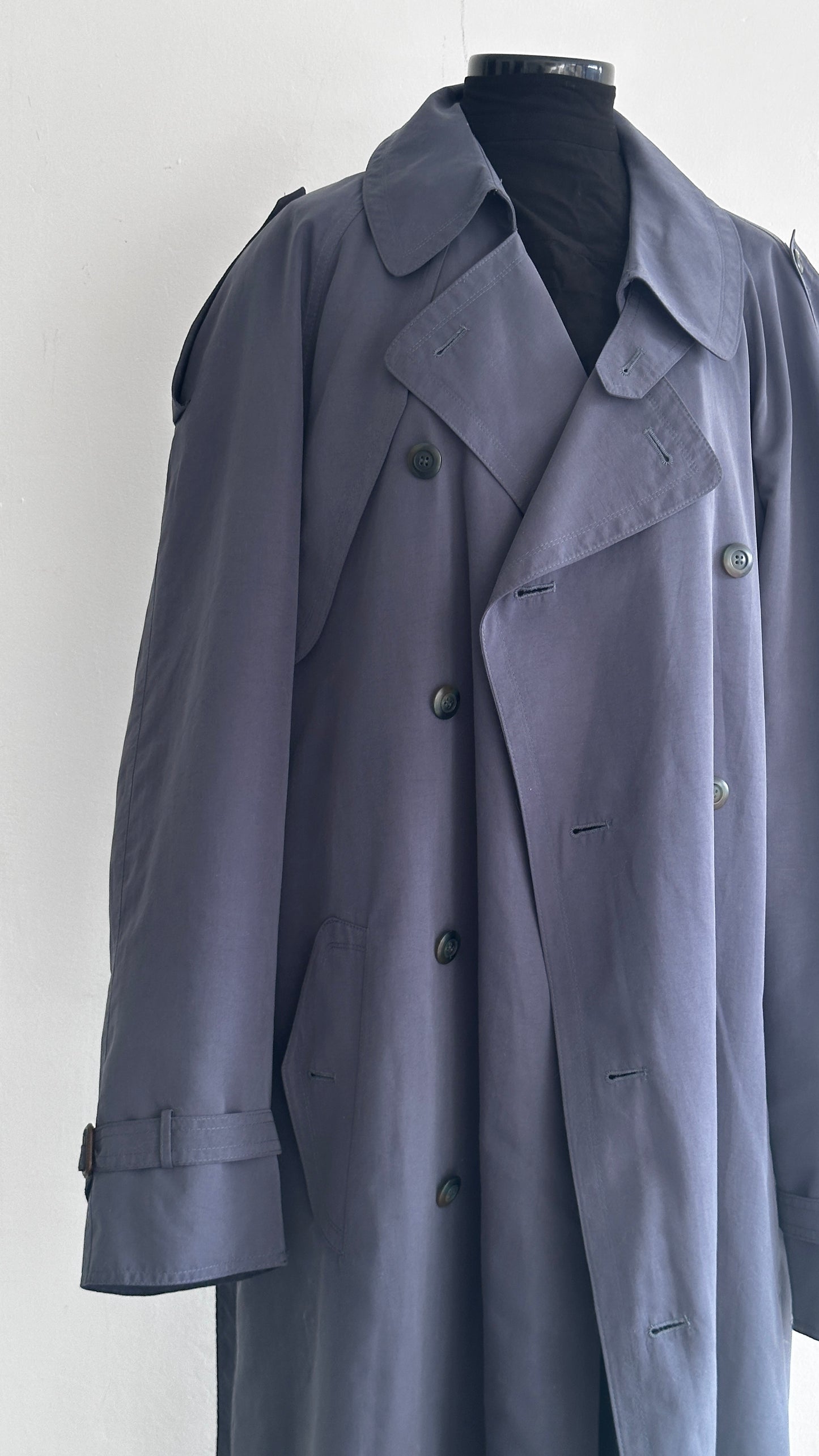 Vintage trenchcoat soft blue