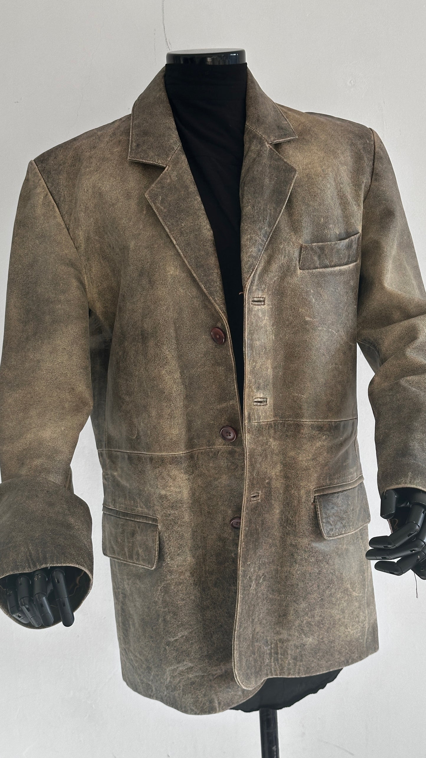 Leather blazer vintage look