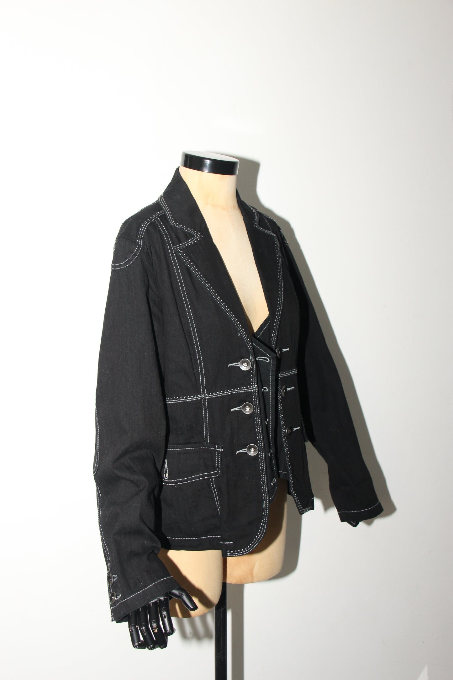 Unique black blazer / jacket