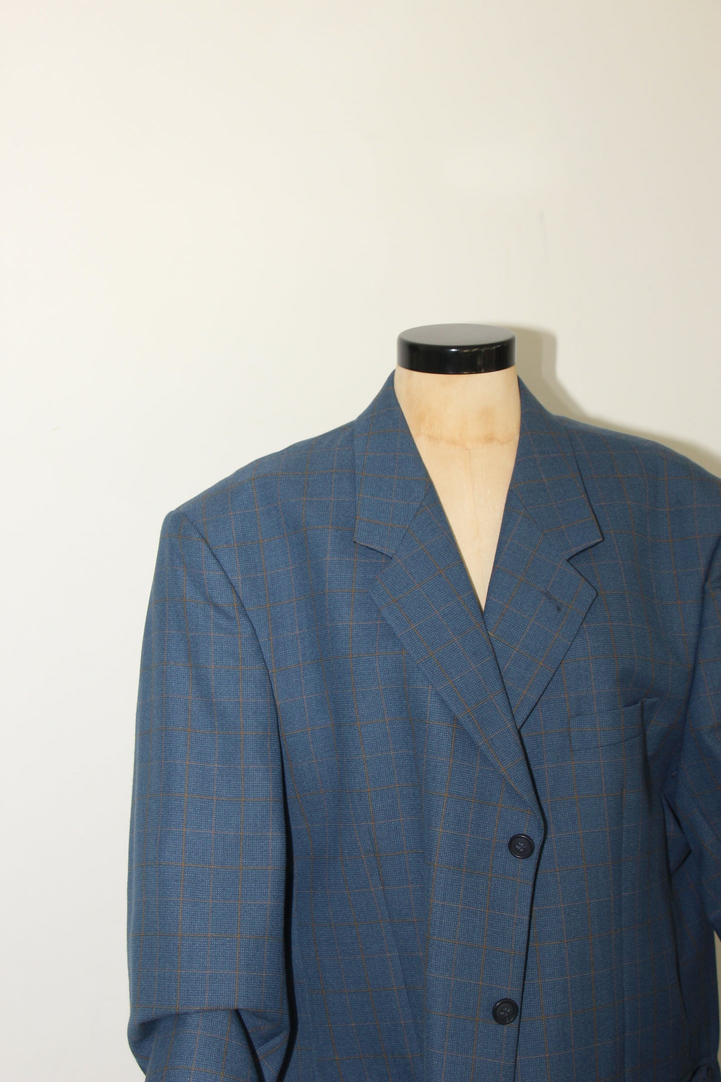 Oversized blue blazer