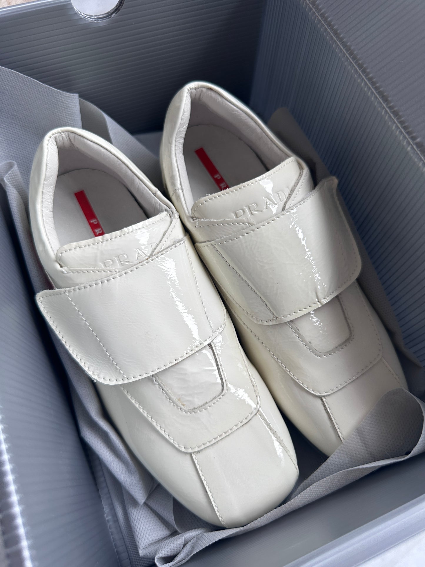 Kinderschoenen Prada