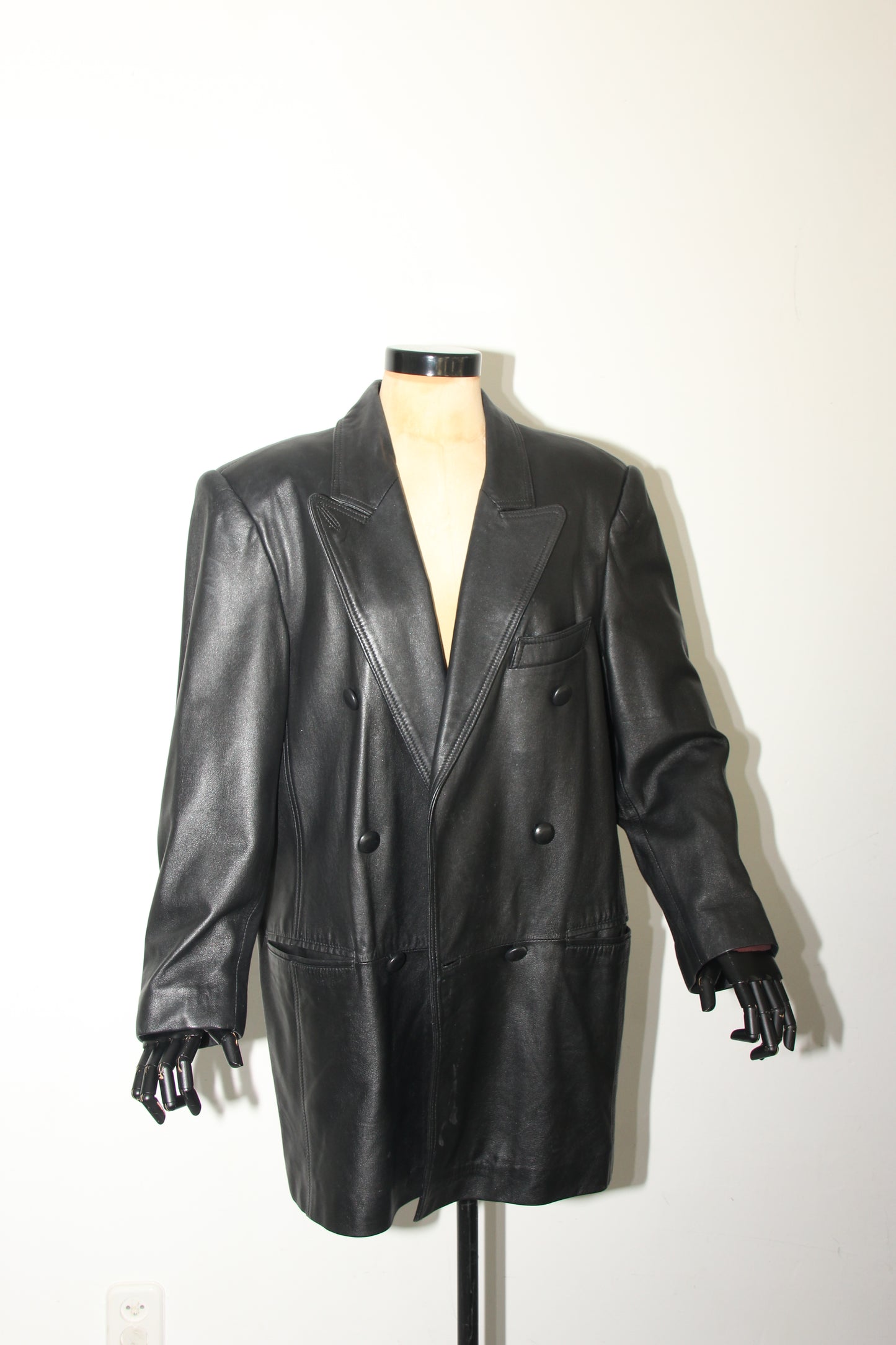 Charming vintage leather blazer