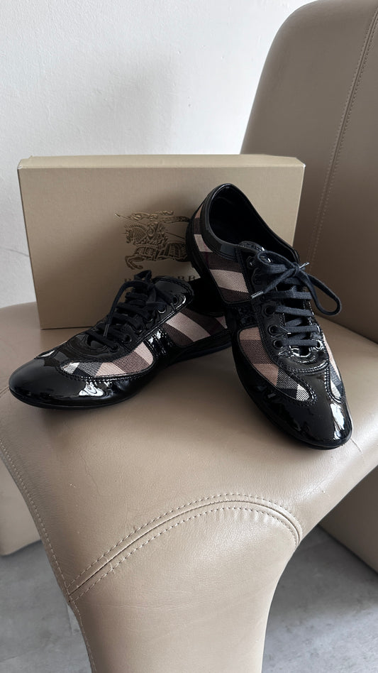 Burberry sneakers