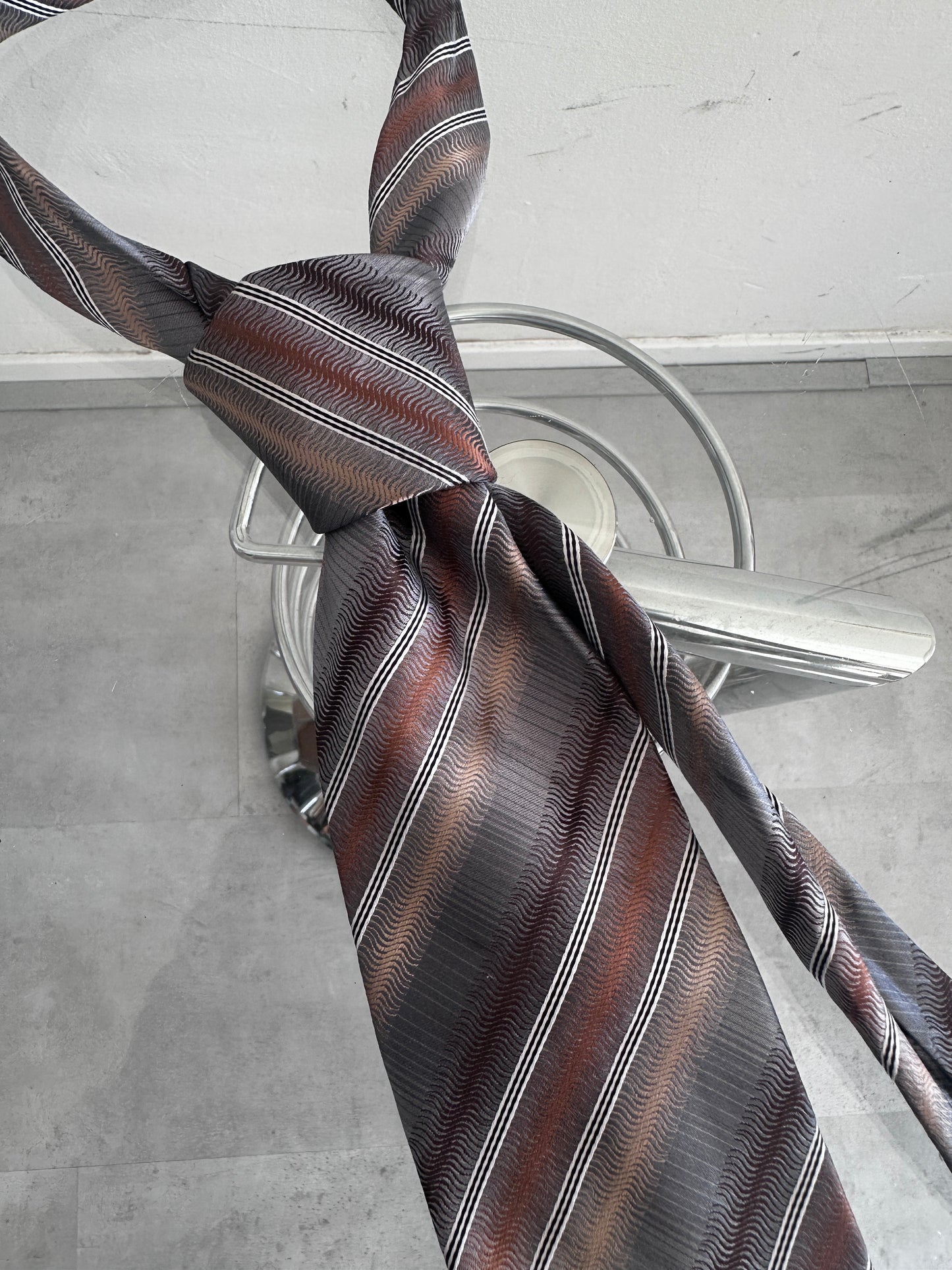Vintage tie