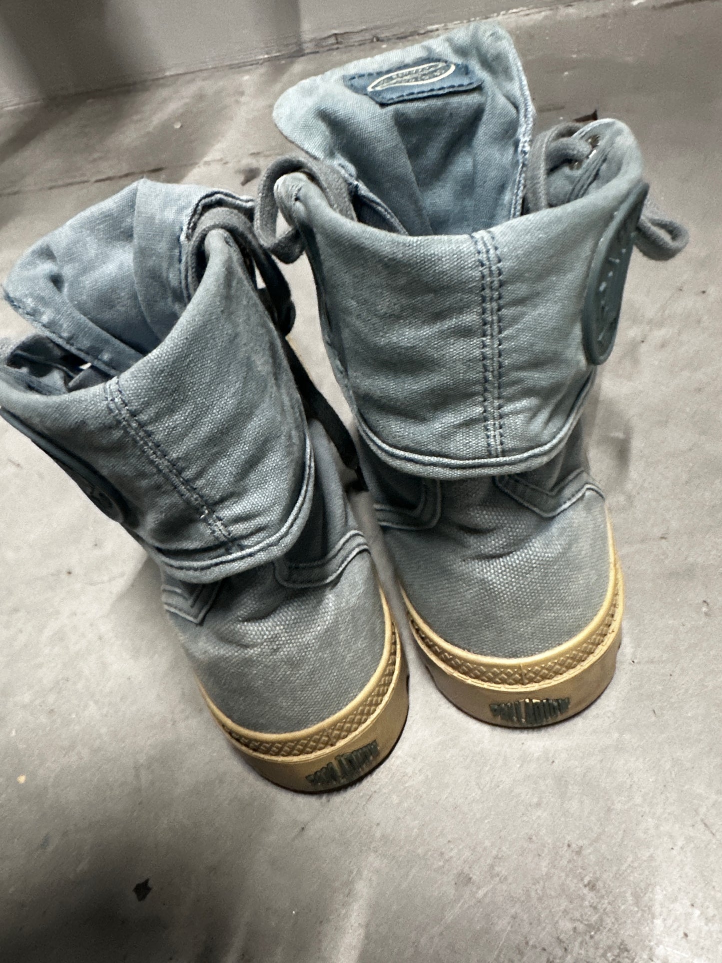 Palladium boots