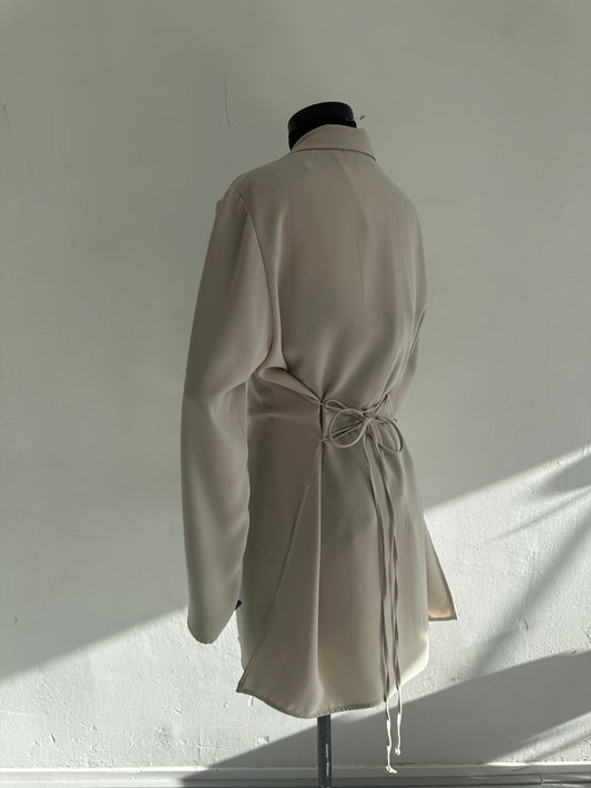 Vintage blouse with laced back
