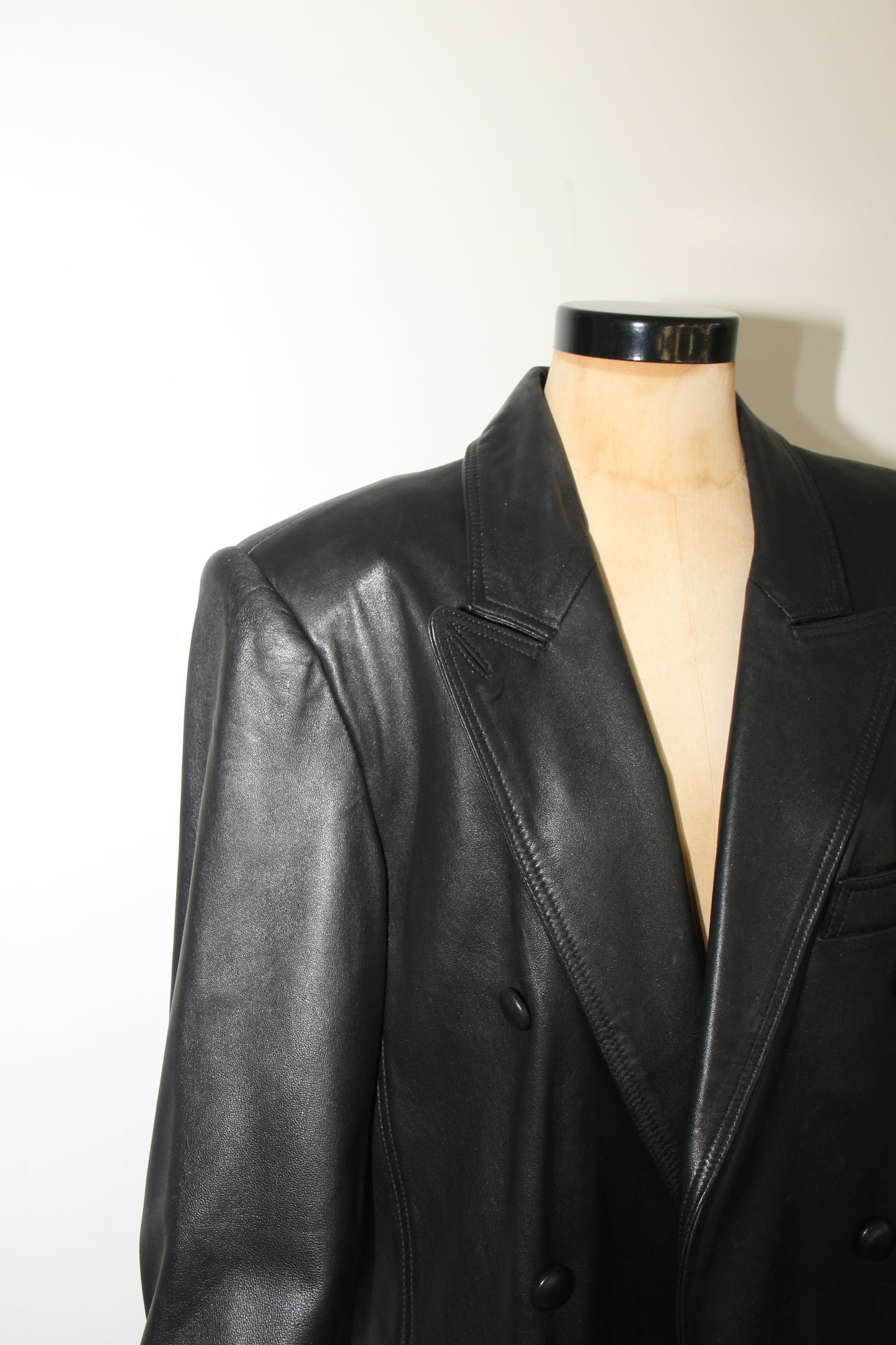 Charming vintage leather blazer