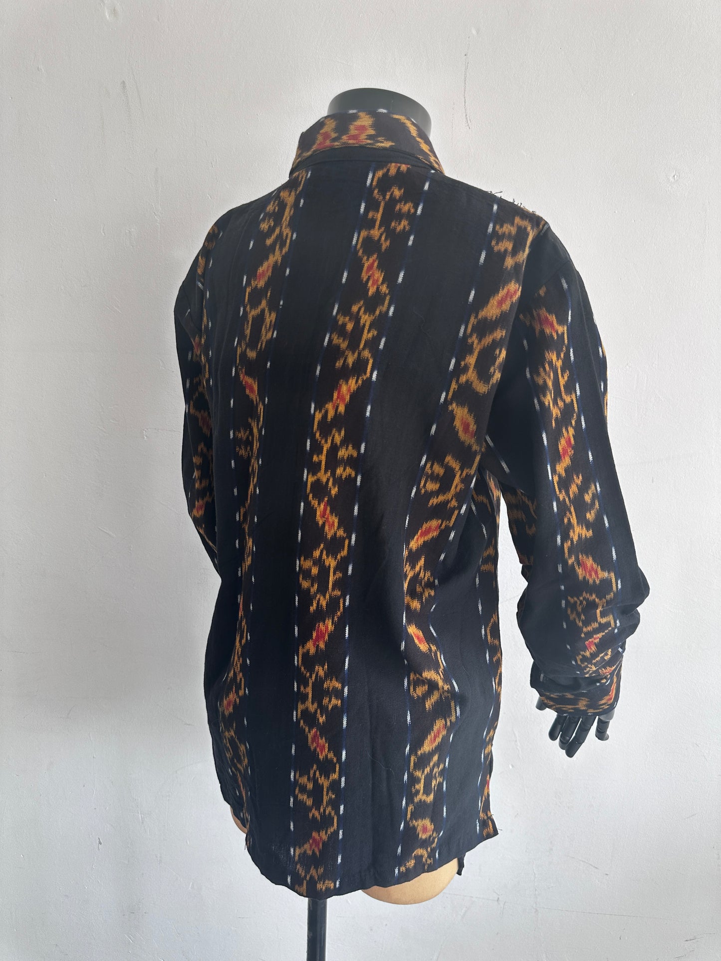 Vintage printed linnen blouse