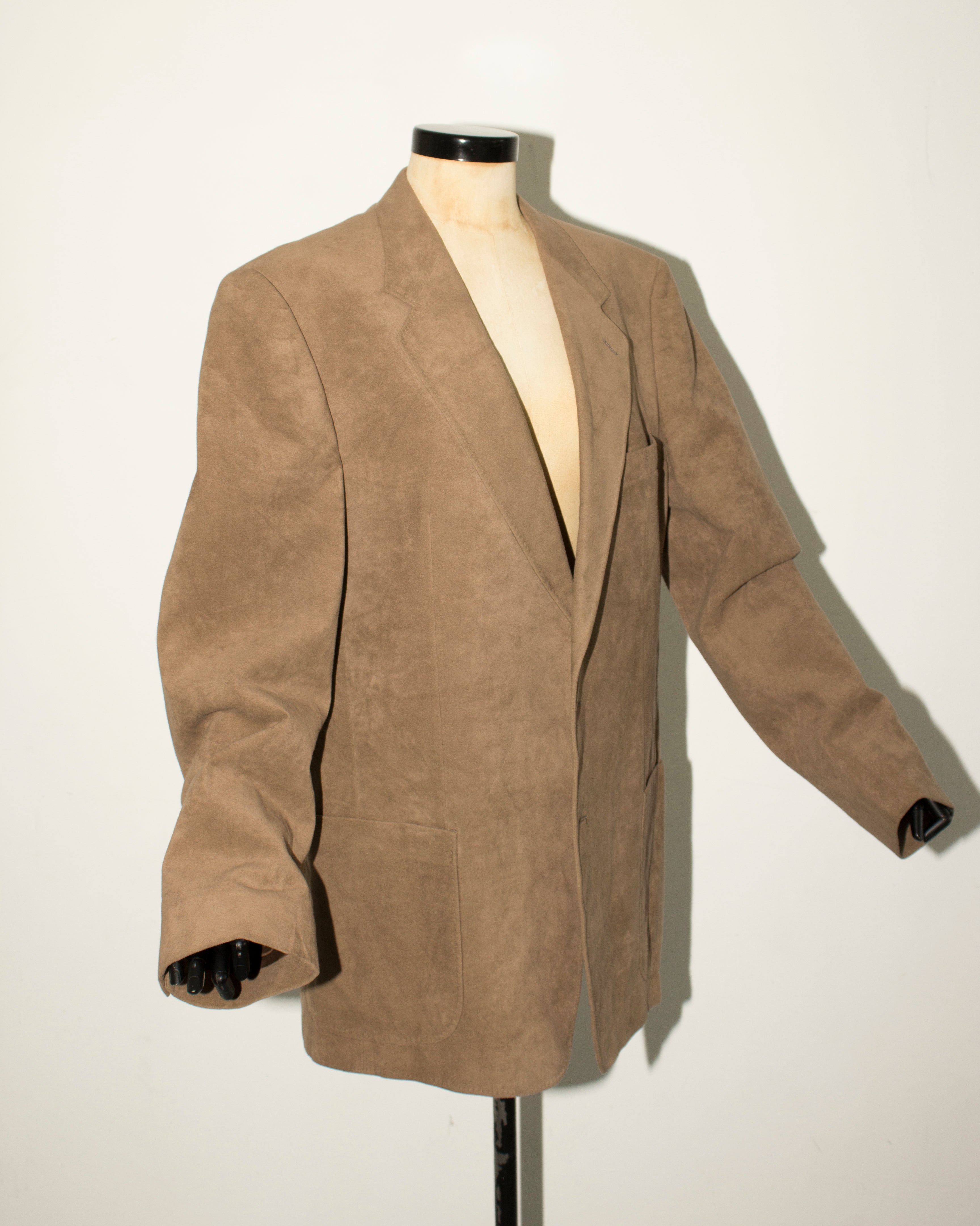 No 8 | SOFT LIGHT BROWN BLAZER
