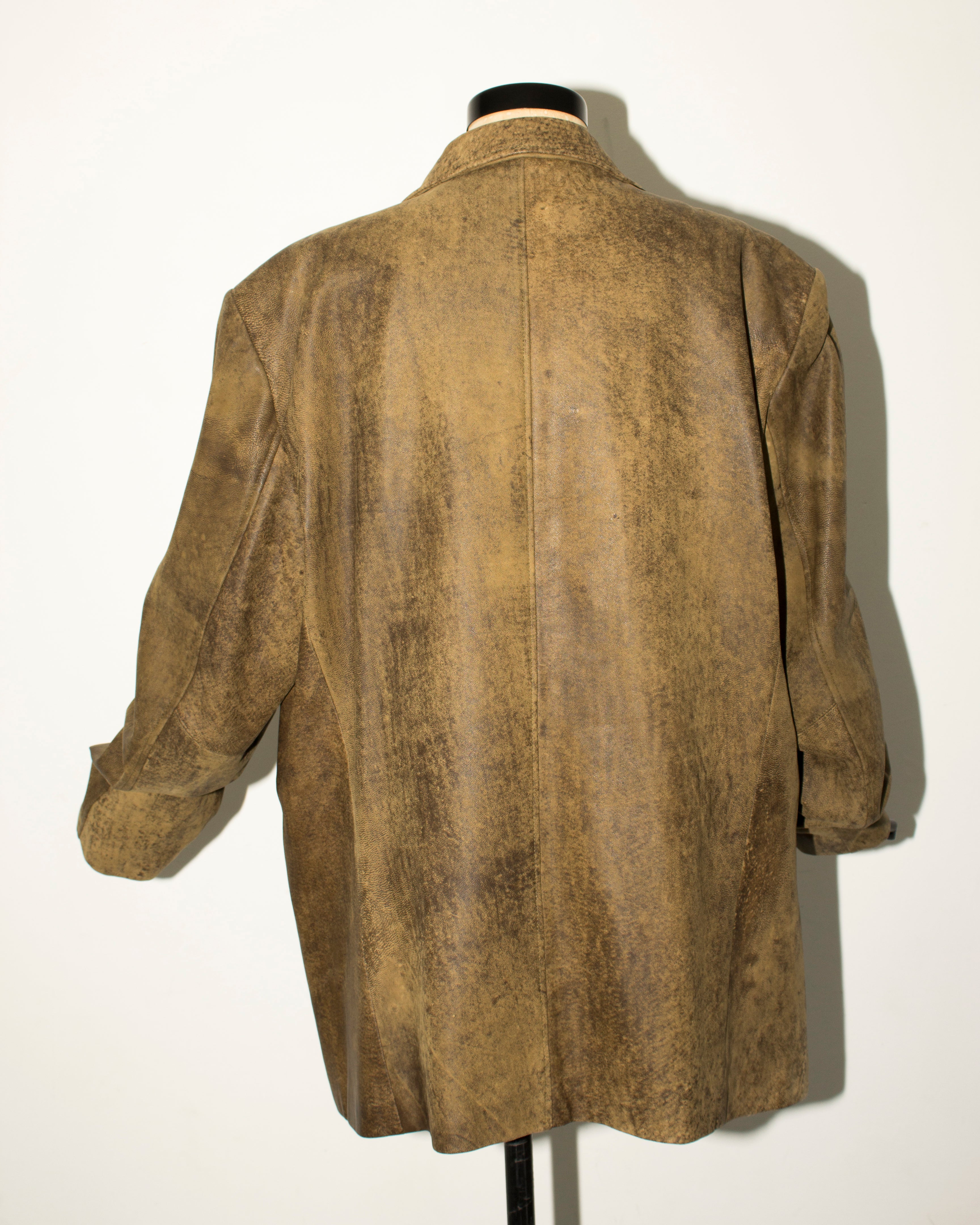 No 6 | OVERSIZED FAUX LEATHER LOOK BLAZER
