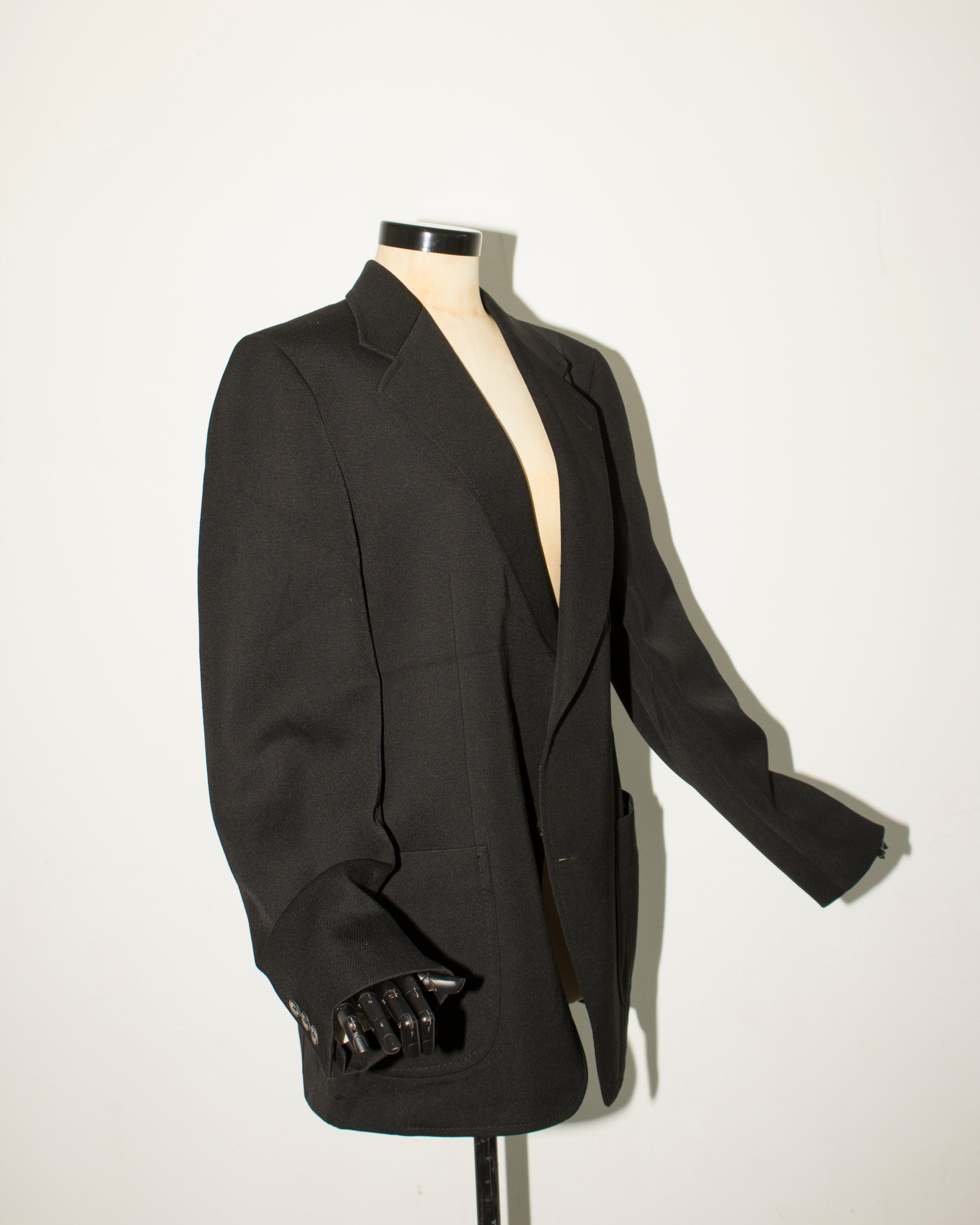 No 2 | VINTAGE BLACK