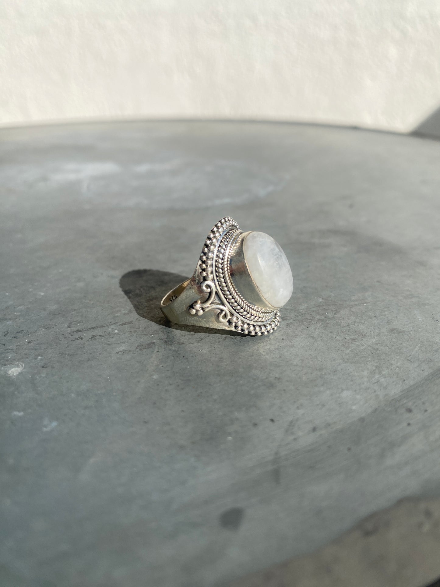 Ring Moon stone II