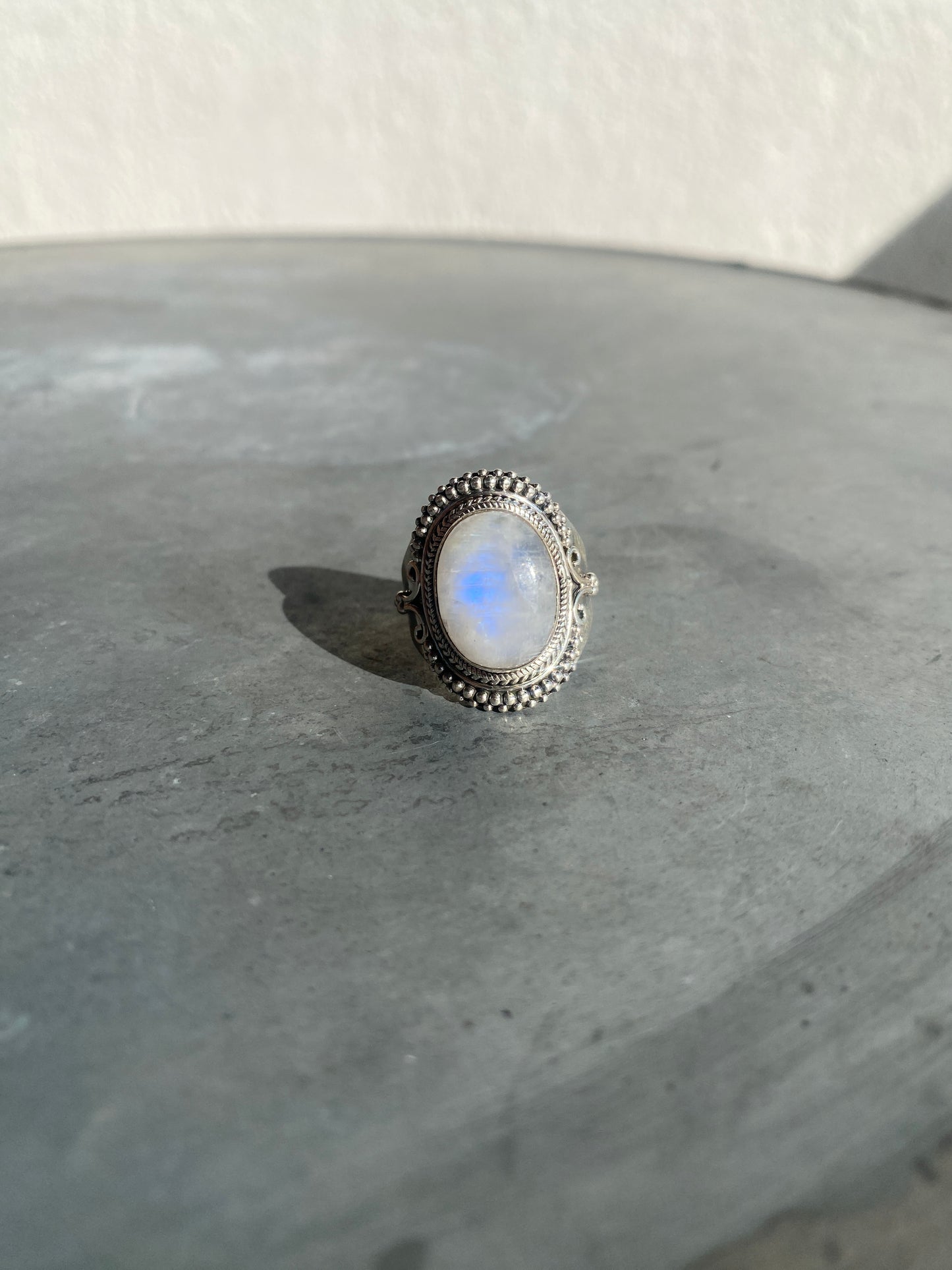 Ring Moon stone II